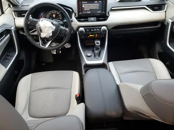 JTMDWRFVXKD515302 2019 TOYOTA RAV 4 - Image 8