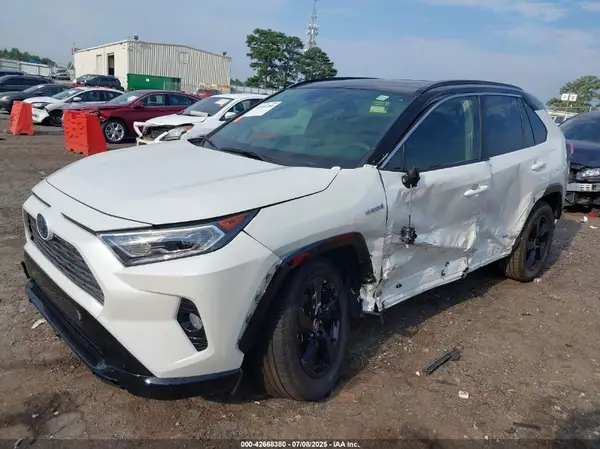 JTME6RFV0MJ012516 2021 TOYOTA RAV 4 - Image 2