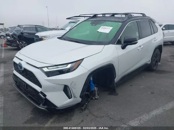 JTME6RFV0RD551854 2024 TOYOTA RAV 4 - Image 2