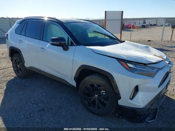 JTME6RFV0RJ059780 2024 TOYOTA RAV 4 - Image 1