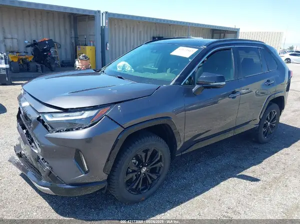 JTME6RFV2PJ037308 2023 TOYOTA RAV 4 - Image 2