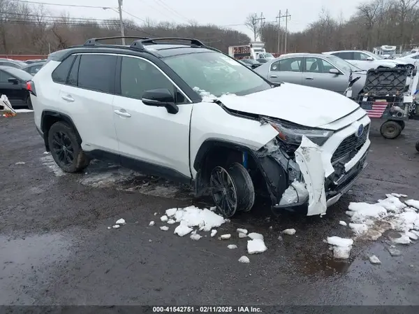 JTME6RFV2RD560488 2024 TOYOTA RAV 4 - Image 1