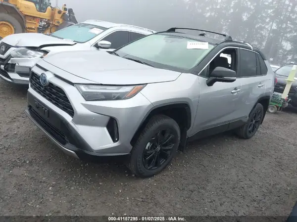 JTME6RFV2RJ059456 2024 TOYOTA RAV 4 - Image 2