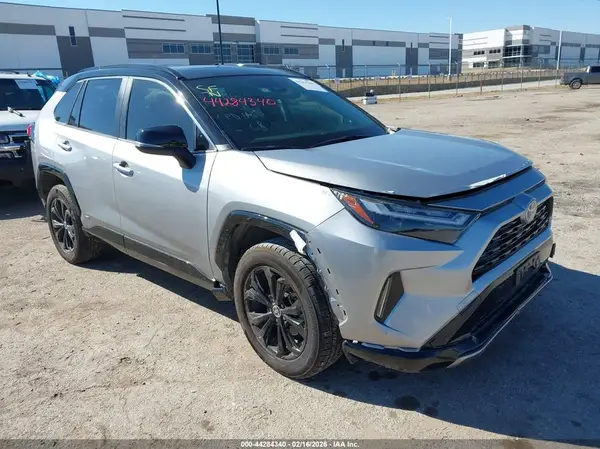 JTME6RFV3ND530314 2022 TOYOTA RAV 4 - Image 1
