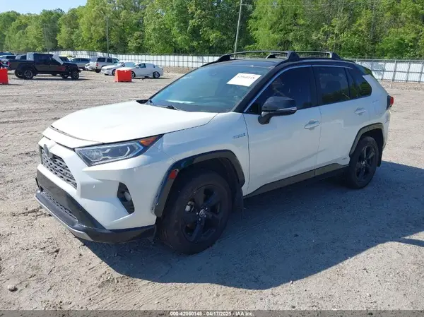 JTME6RFV4MJ008825 2021 TOYOTA RAV 4 - Image 2
