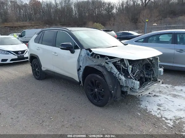 JTME6RFV5ND522277 2022 TOYOTA RAV 4 - Image 1