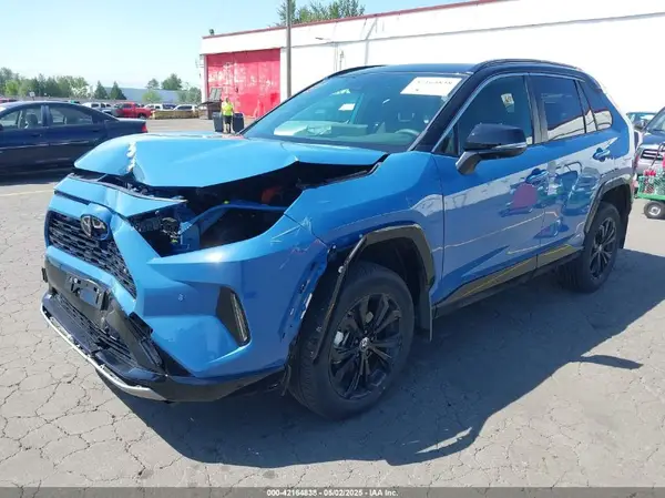 JTME6RFV6SJ065914 2025 TOYOTA RAV 4 - Image 2