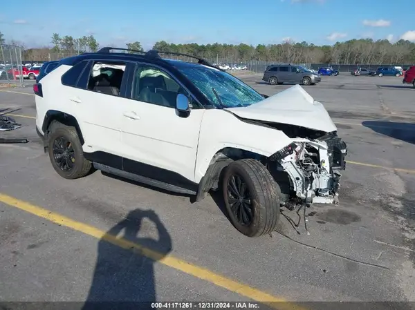 JTME6RFV8ND525593 2022 TOYOTA RAV 4 - Image 1