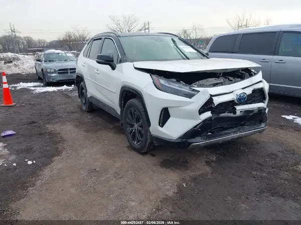 JTME6RFVXND534067 2022 TOYOTA RAV 4 - Image 1