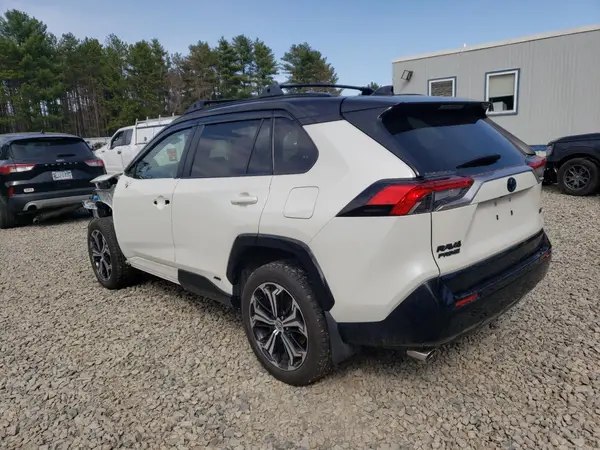 JTMEB3FV0ND079299 2022 TOYOTA RAV 4 - Image 2