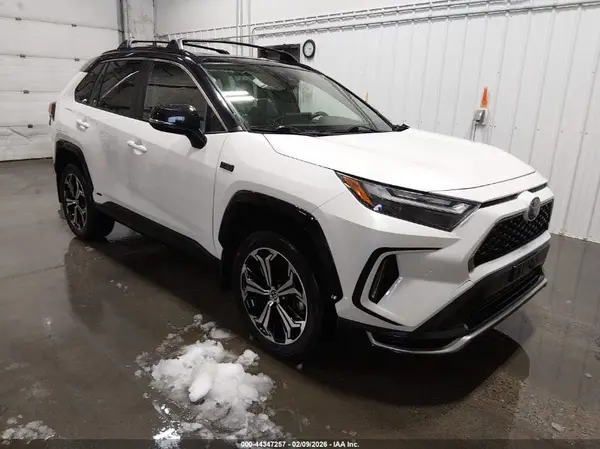 JTMEB3FV0ND100474 2022 TOYOTA RAV 4 - Image 1