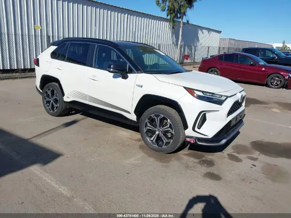 JTMEB3FV0ND107621 2022 TOYOTA RAV 4 - Image 1