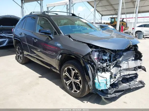 JTMEB3FV1RD188229 2024 TOYOTA RAV 4 - Image 1