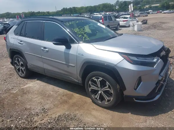 JTMEB3FV5ND104021 2022 TOYOTA RAV 4 - Image 1
