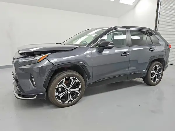 JTMEB3FV5RD217246 2024 TOYOTA RAV 4 - Image 1