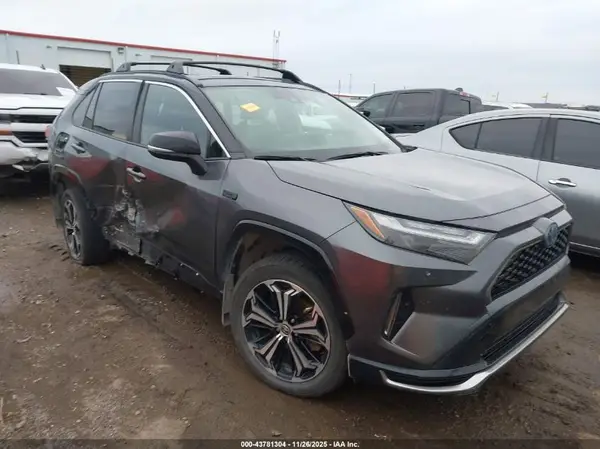 JTMEB3FV5RD228070 2024 TOYOTA RAV 4 - Image 1