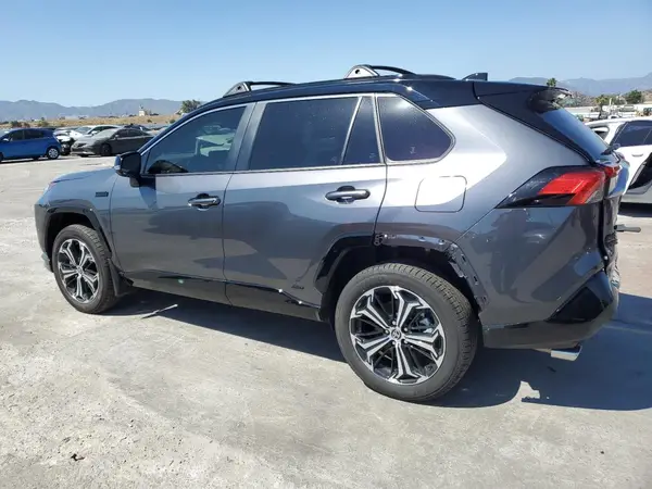 JTMEB3FV5RD232975 2024 TOYOTA RAV 4 - Image 2