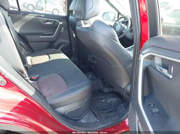 JTMEB3FV6RD173886 2024 TOYOTA RAV 4 - Image 8
