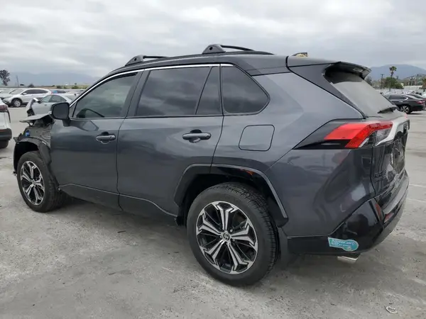 JTMEB3FV6RD177081 2024 TOYOTA RAV 4 - Image 2