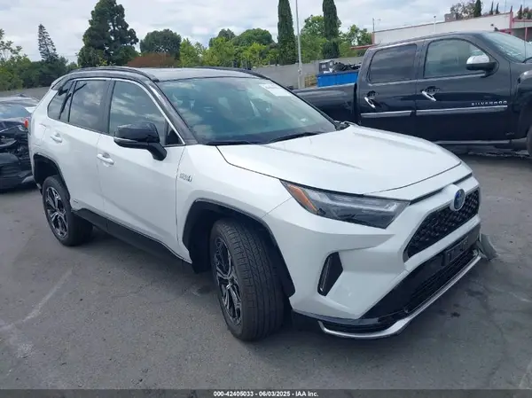 JTMEB3FV6RD186007 2024 TOYOTA RAV 4 - Image 1