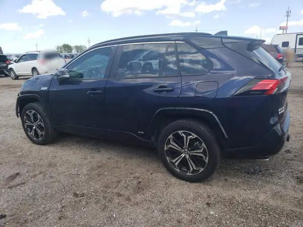 JTMEB3FV6RD214162 2024 TOYOTA RAV 4 - Image 2