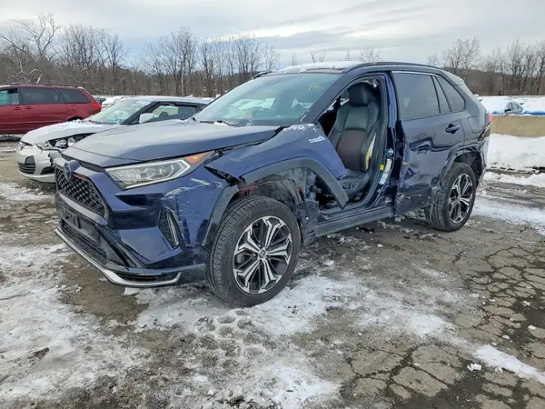 JTMEB3FV8MD038580 2021 TOYOTA RAV 4 - Image 1