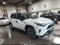 JTMEB3FV8RD204104 2024 TOYOTA RAV 4