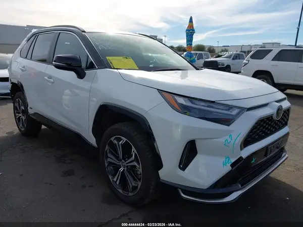 JTMEB3FVXSD256856 2025 TOYOTA RAV 4 - Image 1
