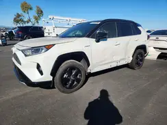 JTMEWRFV0KD518715 2019 TOYOTA RAV 4