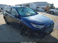 JTMEWRFV4KJ017733 2019 TOYOTA RAV 4