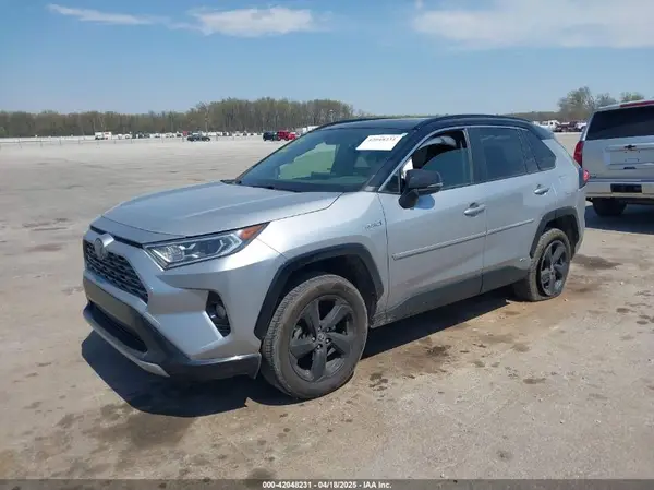 JTMEWRFV4KJ019580 2019 TOYOTA RAV 4 - Image 2