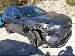 JTMEWRFV6KJ003106 2019 TOYOTA RAV 4