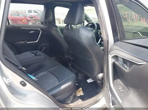 JTMEWRFV8KJ016570 2019 TOYOTA RAV 4 - Image 8
