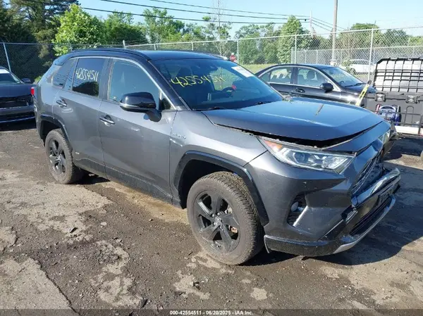 JTMEWRFV9KD507695 2019 TOYOTA RAV 4 - Image 1