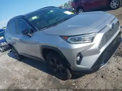 JTMEWRFV9KJ006324 2019 TOYOTA RAV 4