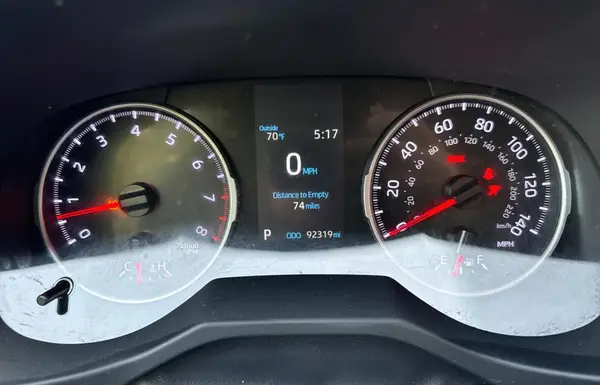 JTMF1RFV4KD030550 2019 TOYOTA RAV 4 - Image 8