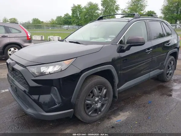 JTMF1RFV6KD016360 2019 TOYOTA RAV 4 - Image 2