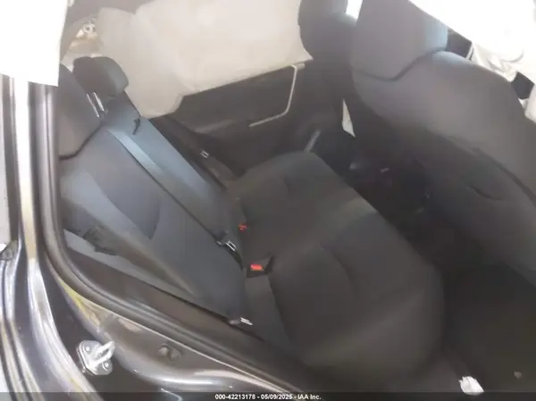 JTMF1RFV9KD003764 2019 TOYOTA RAV 4 - Image 8