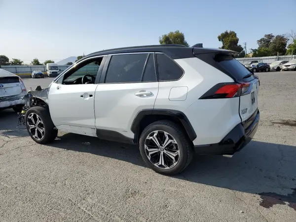 JTMFB3FV0MD014228 2021 TOYOTA RAV 4 - Image 2