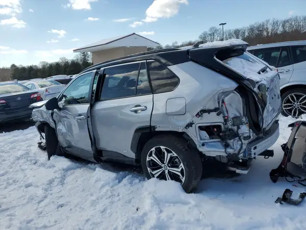JTMFB3FV0MD067950 2021 TOYOTA RAV 4 - Image 2