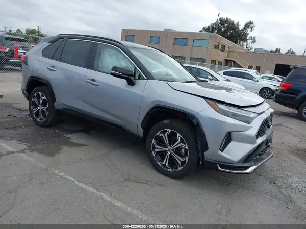 JTMFB3FV0SD238869 2025 TOYOTA RAV 4 - Image 1