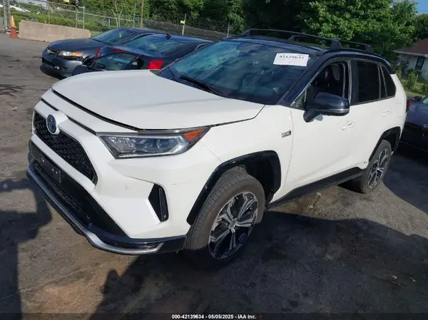 JTMFB3FV2MD072504 2021 TOYOTA RAV 4 - Image 2