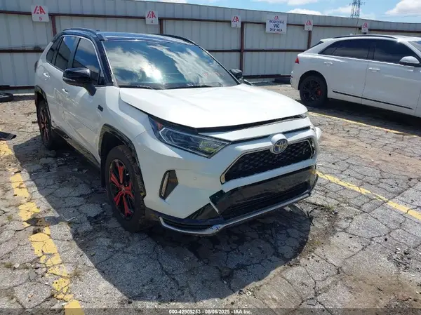 JTMFB3FV3MD048891 2021 TOYOTA RAV 4 - Image 1