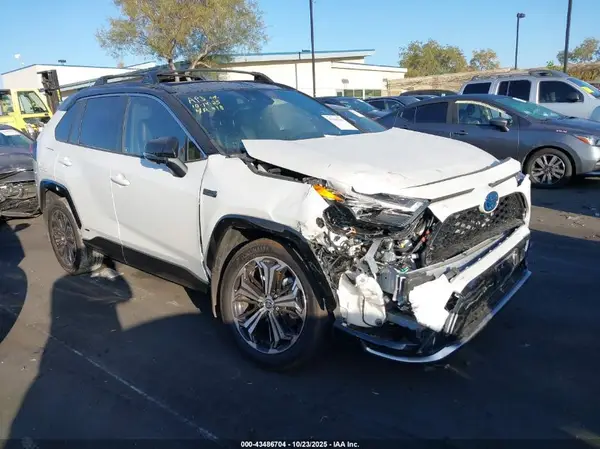 JTMFB3FV3RD209683 2024 TOYOTA RAV 4 - Image 1
