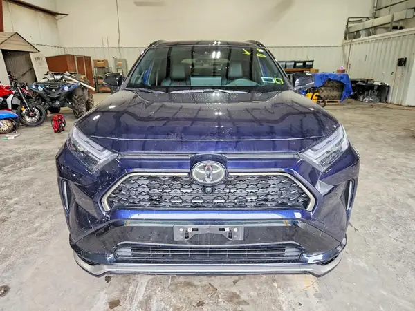 2025 TOYOTA RAV 4 COPART lot 67673236 auction photo 5