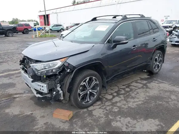 JTMFB3FV4MD065831 2021 TOYOTA RAV 4 - Image 2