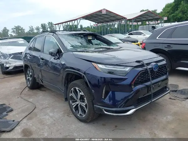 JTMFB3FV4RD220868 2024 TOYOTA RAV 4 - Image 1