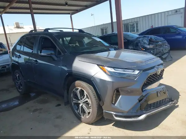 JTMFB3FV6RD207359 2024 TOYOTA RAV 4 - Image 1