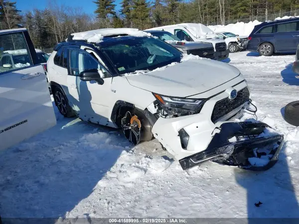 JTMFB3FV9RD202172 2024 TOYOTA RAV 4 - Image 1