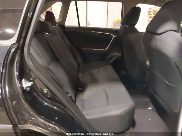 JTMG1RFV4KJ011244 2019 TOYOTA RAV 4 - Image 8